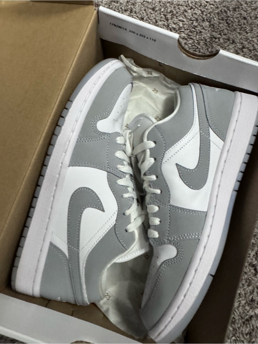 Jordan Low-Top Sneakers in White and Light Gray - Picture 7 of 8